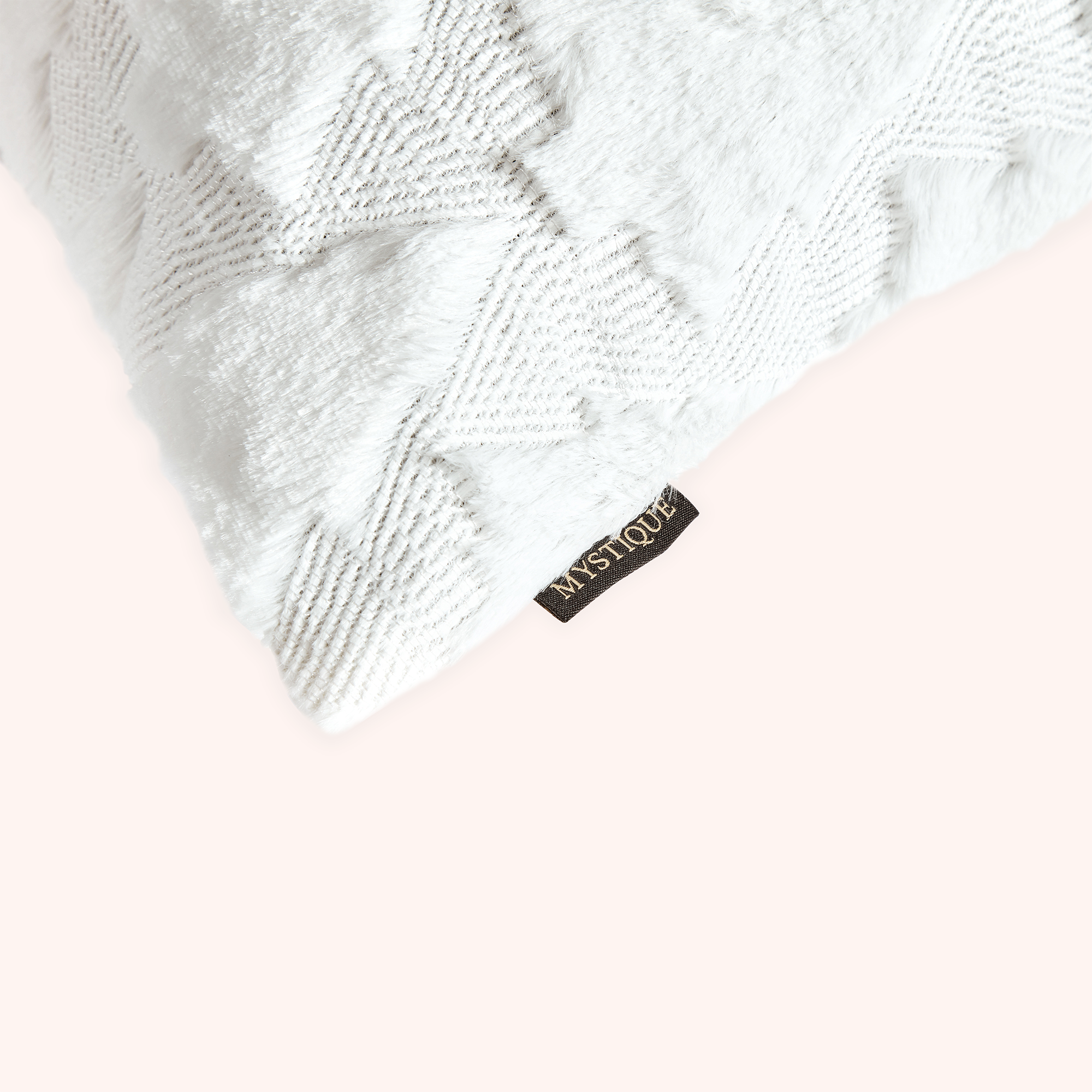 The Cushion Duo – Holiday Edition