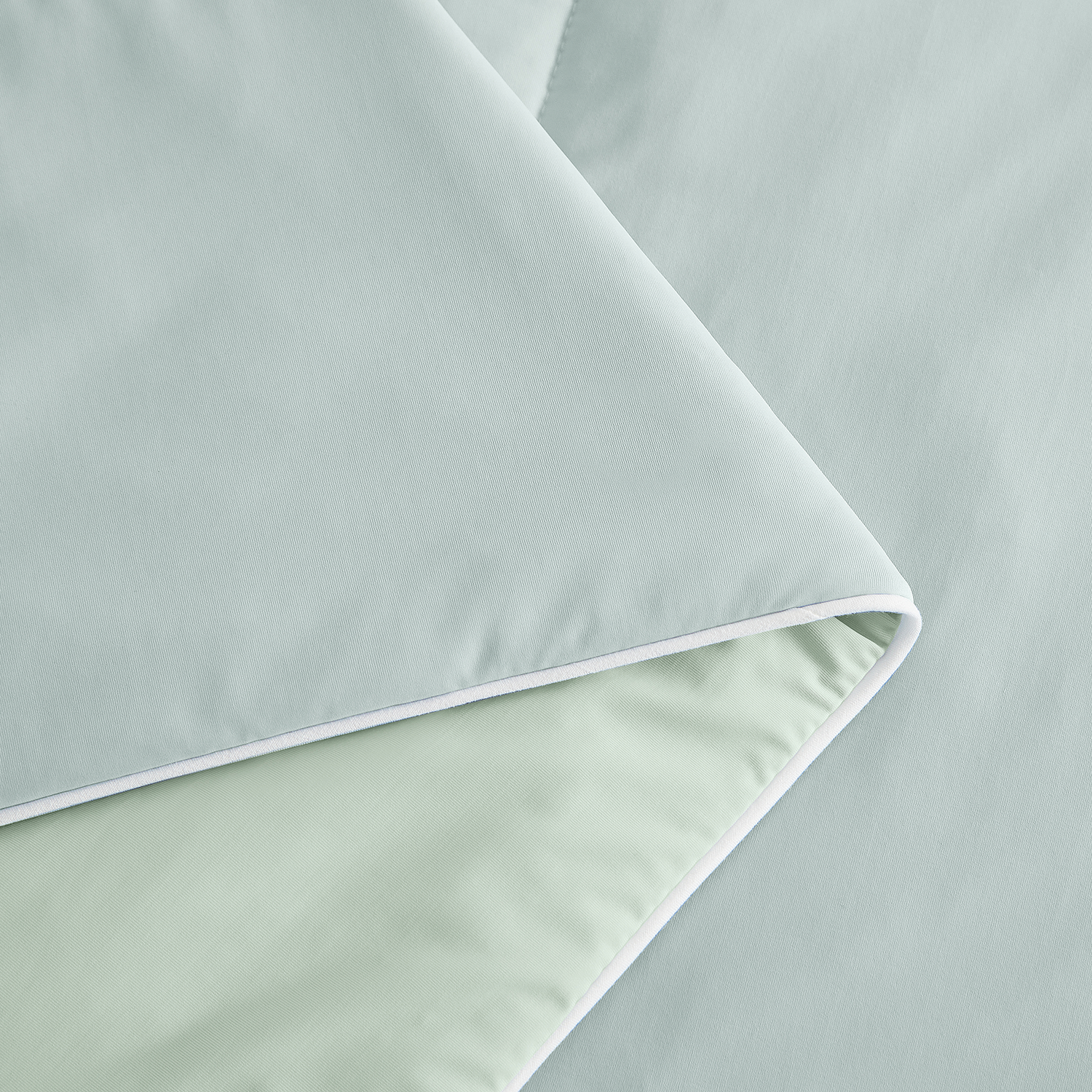 Breeze Airo Cooling Blanket