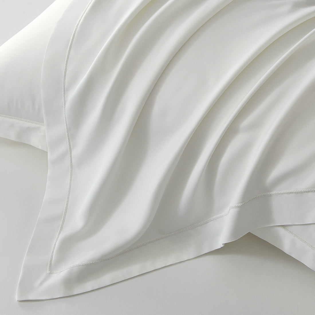 Bamboo White Pillow Case