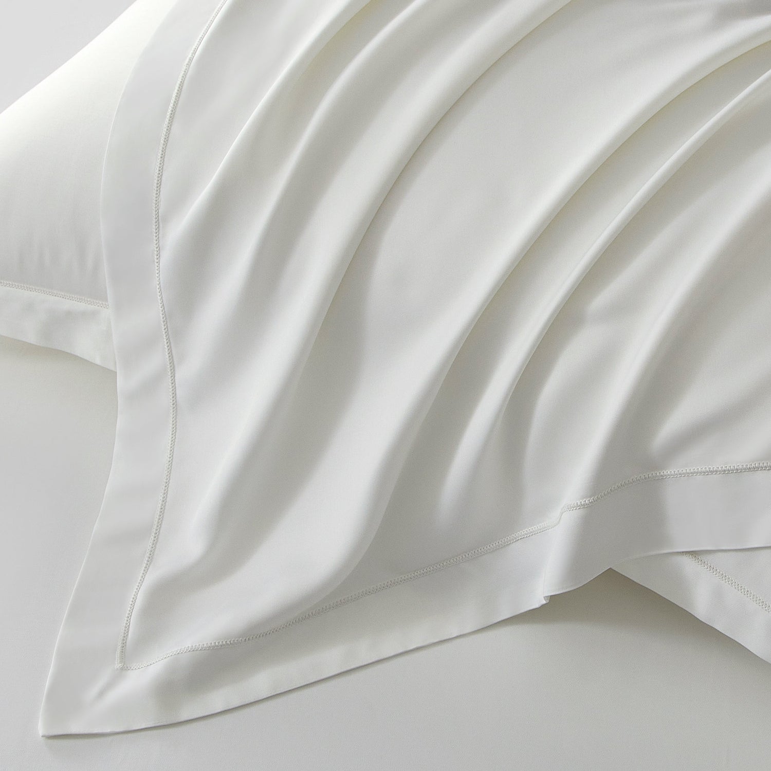 Bamboo White Pillow Case
