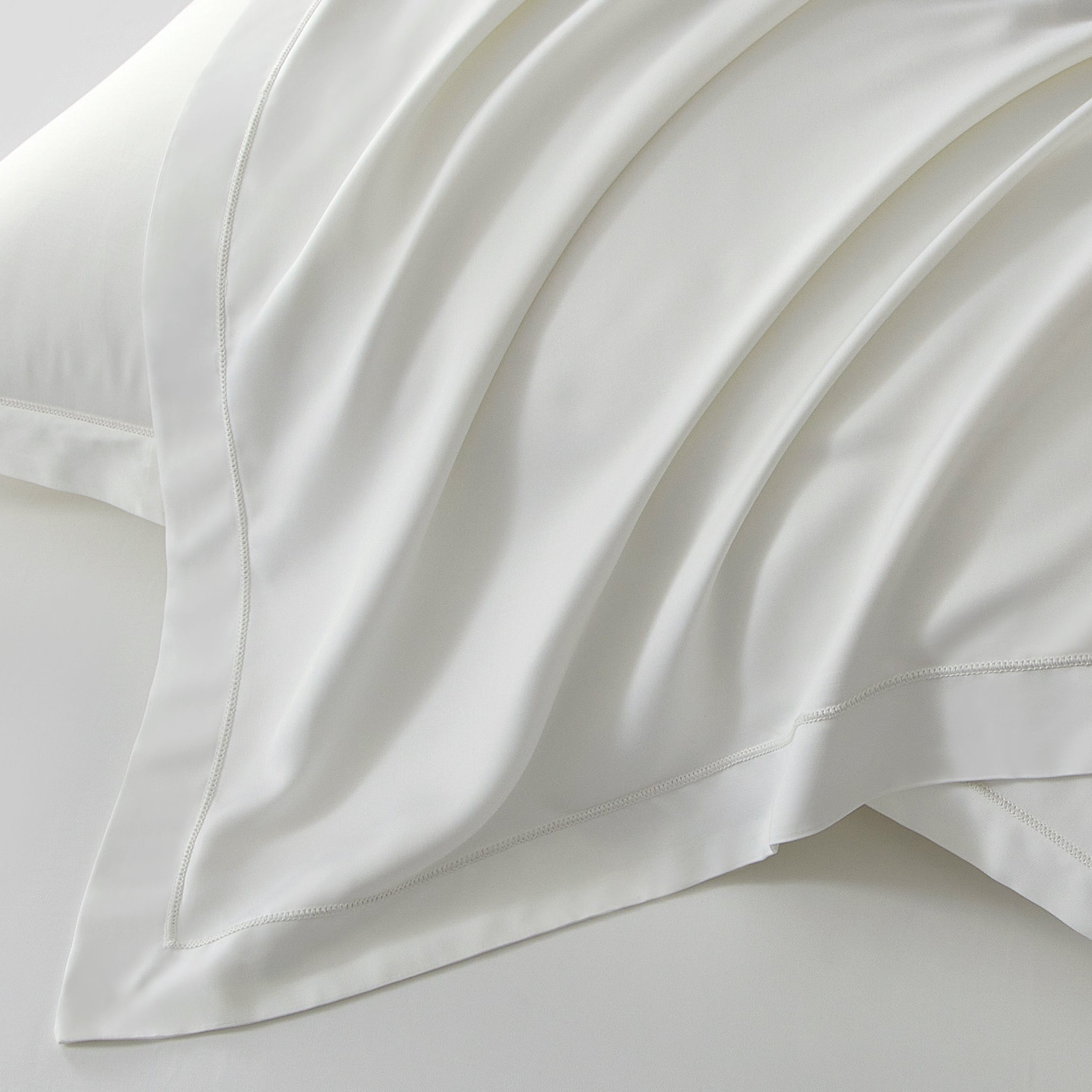 Bamboo White Pillow Case