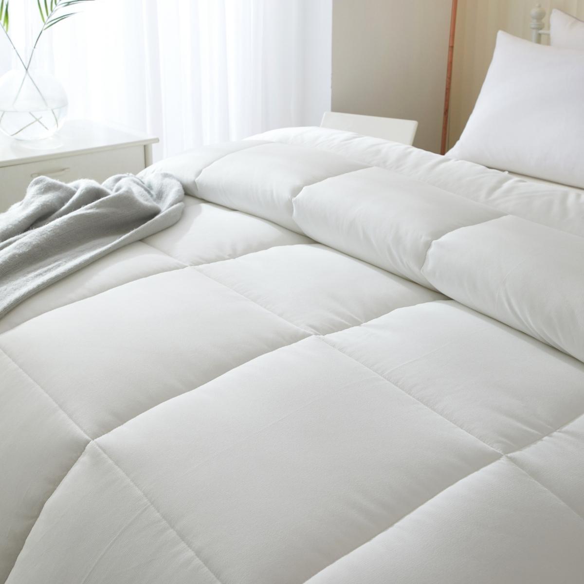 Classic White Quilt