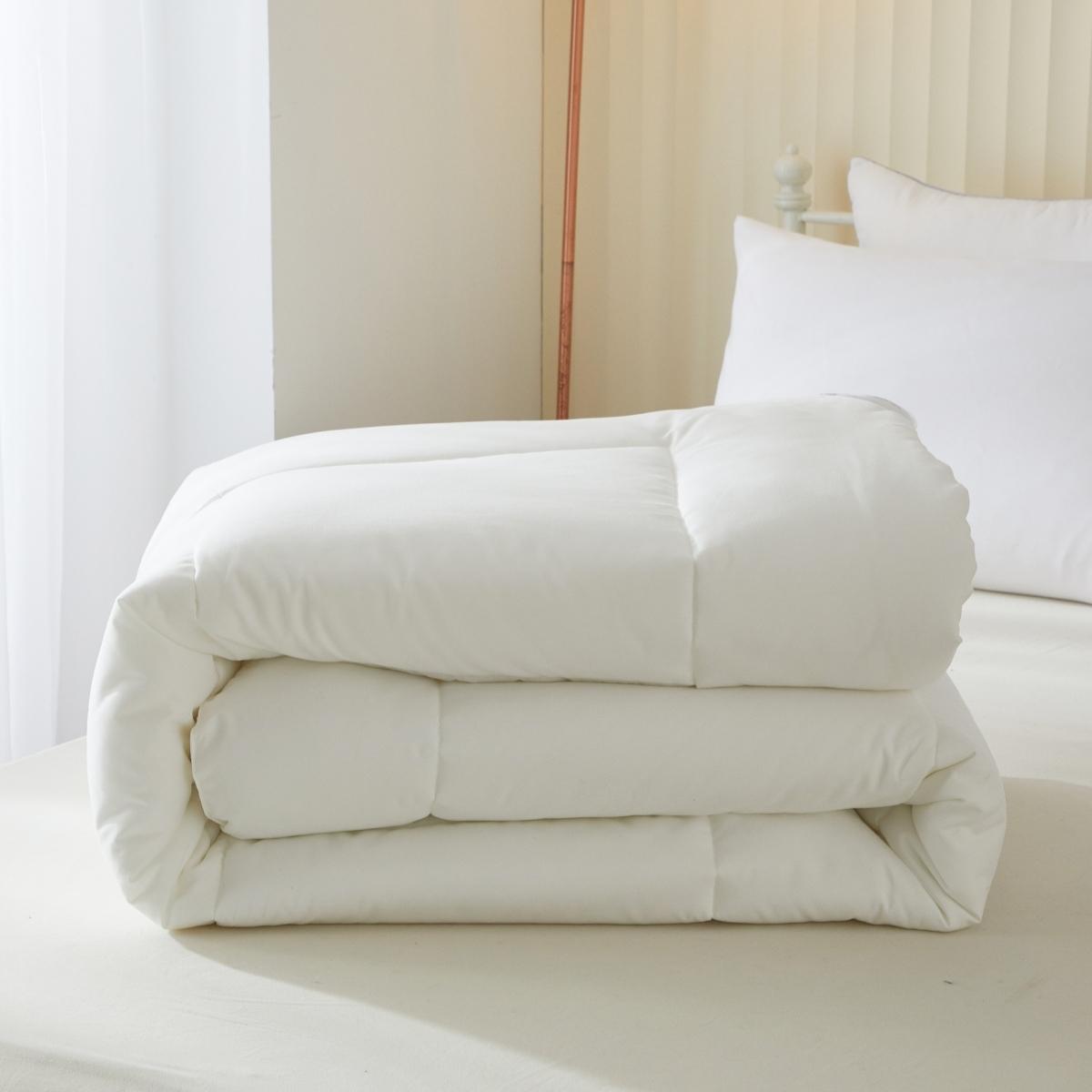 Classic White Quilt